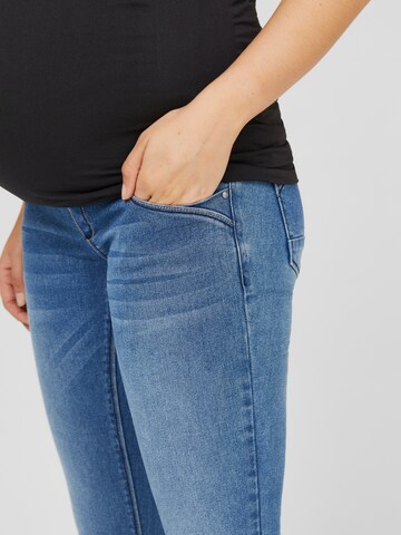 MAMALICIOUS Slimfit Jeans 'Sarina' in Blauw