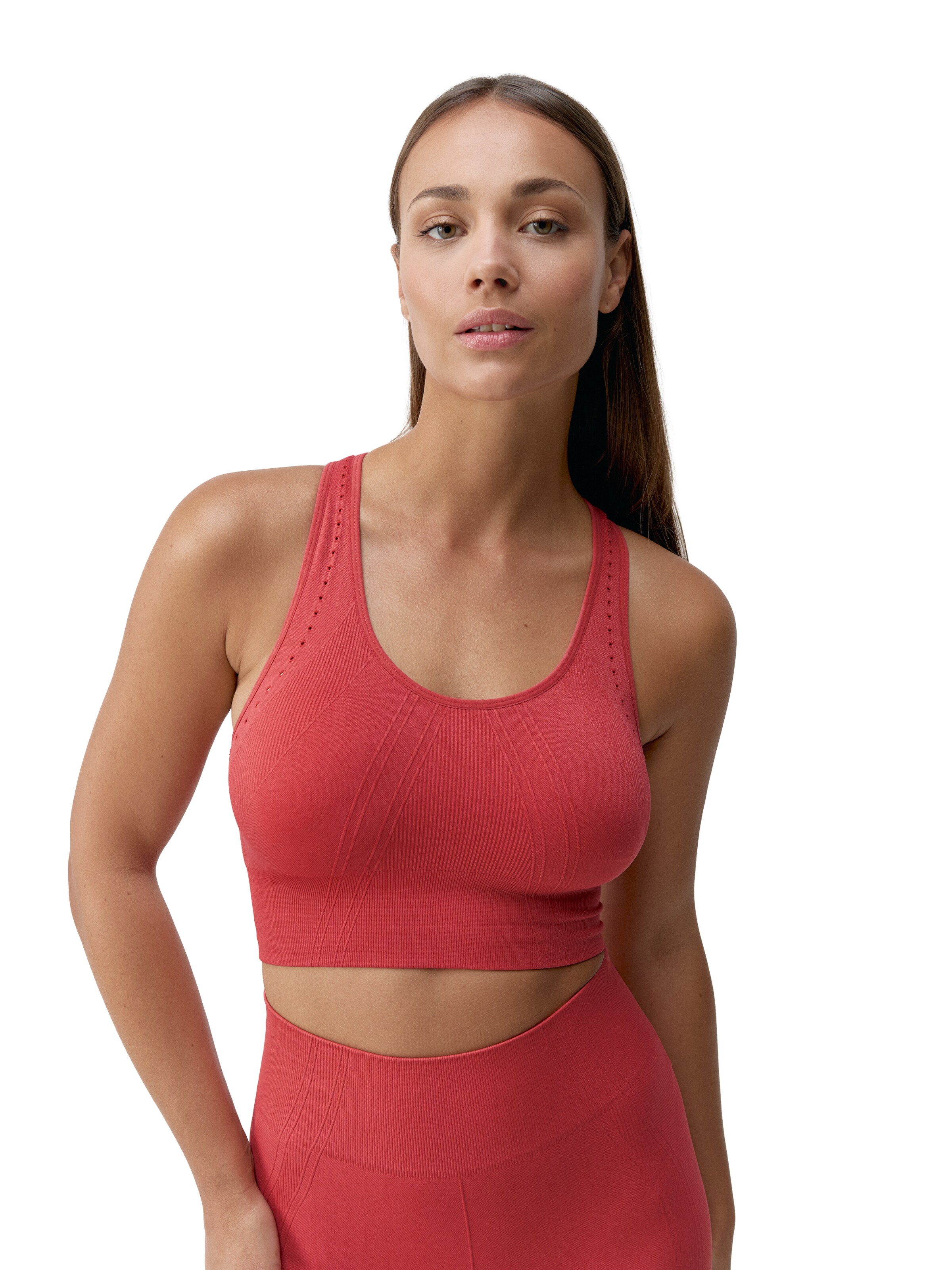 Born Living Yoga Bustier Sporttop in Rood: voorkant