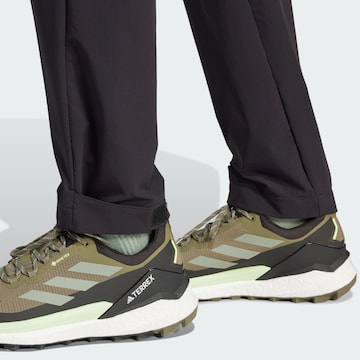 ADIDAS TERREX Slimfit Outdoorhose 'Xperior' in Schwarz
