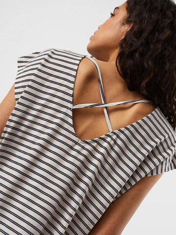 Tricou 'Alona' de la VERO MODA pe albastru