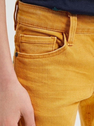 WE Fashion Slim fit Jeans in Yellow