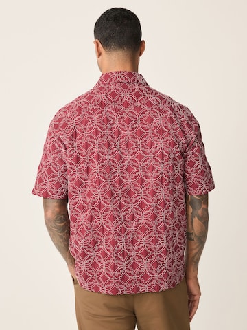 Coupe regular Chemise Next en rouge