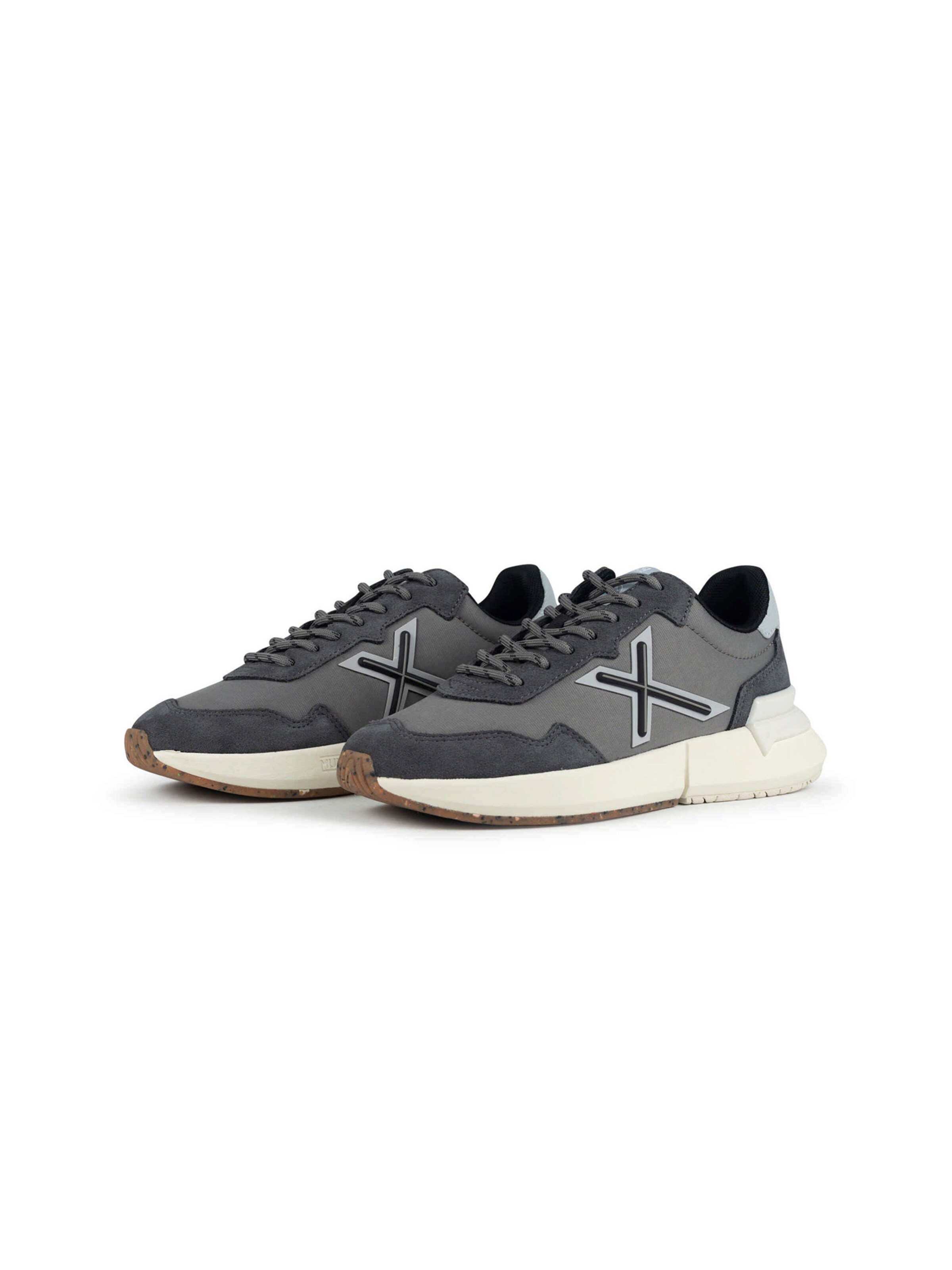 MUNICH Sneakers laag 'VERSUS' in Grijs: voorkant