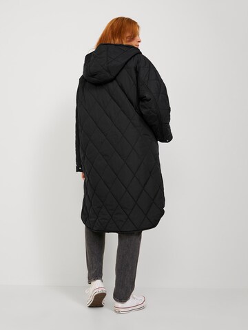 Manteau mi-saison 'Tora' JJXX en noir