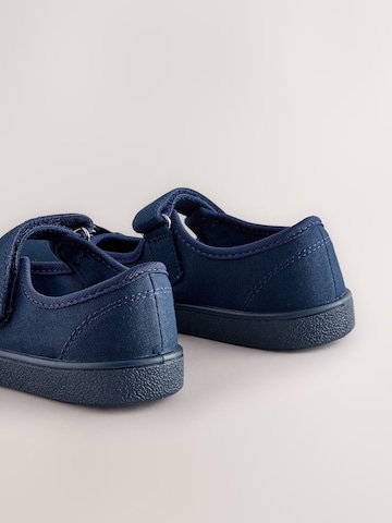 Next Ballerina in Blau