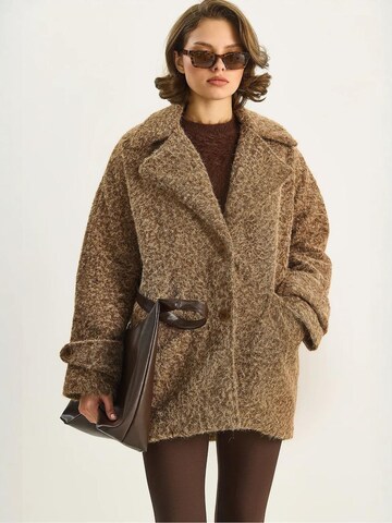 Cappotto di mezza stagione di Bianco Lucci in marrone