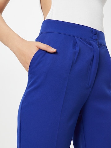 Wallis Tapered Pleated Pants in Blue