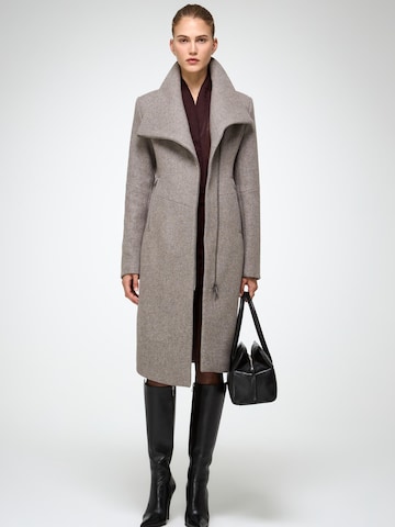 V S P Winter coat 'Vilma' in Grey