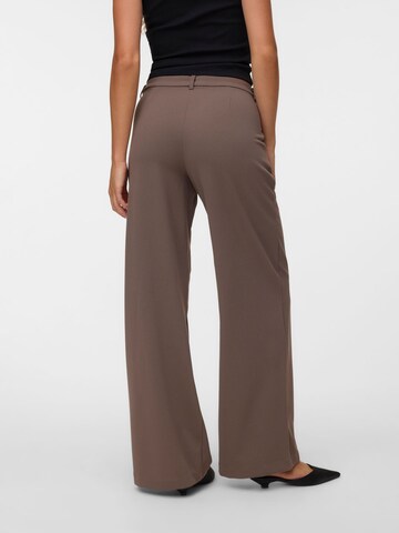 Wide Leg Pantalon 'VMZamira' VERO MODA en gris