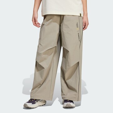 ADIDAS TERREX Wide leg Broek 'Adidas x National Geographic' in Beige: voorkant