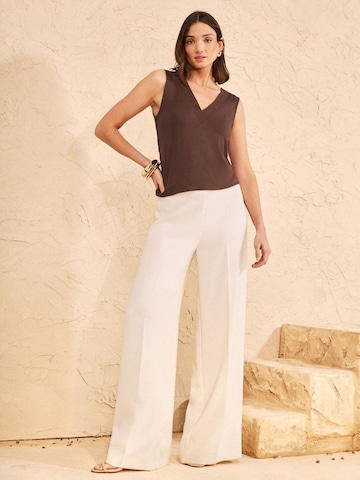 love & roses Top in Beige