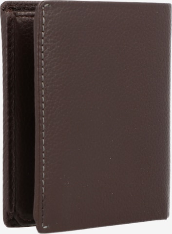 Braun Büffel Wallet in Brown