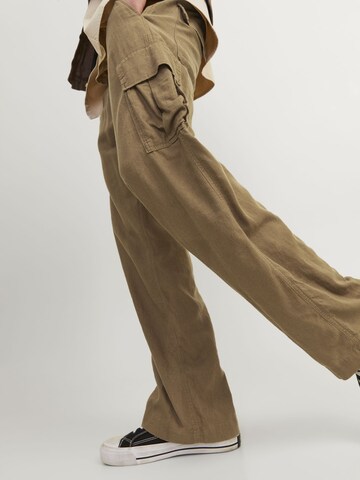 JACK & JONES Loose fit Cargo Pants in Brown