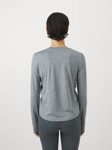 NIKE Funkční tričko 'ONE CLASSIC' – šedá