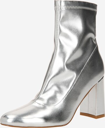 Raid Bootie 'RHIANNON' in Silver: front