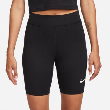 Nike Sportswear Skinny Shorts in Schwarz