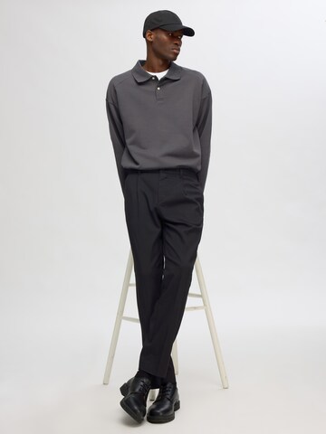 Regular Pantalon à plis 'SLHLEROY' SELECTED en noir