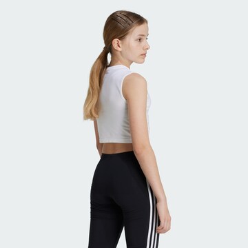 Top de la ADIDAS ORIGINALS pe alb