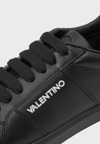 Valentino Shoes Σνίκερ χαμηλό 'BAJA' σε μαύρο: πλευρά