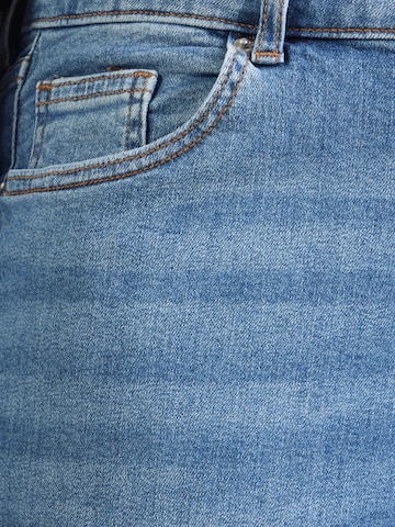 Vero Moda Curve Regular Jeans 'VMCMARI TESSA' in Blue