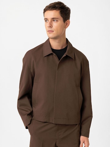 Veste mi-saison 'Godric' Antioch en marron : devant