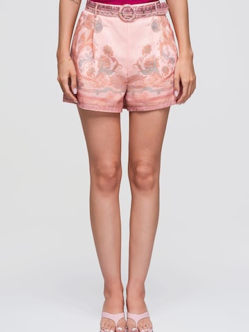 Ombre Regular Hose‌‌‌ in Pink