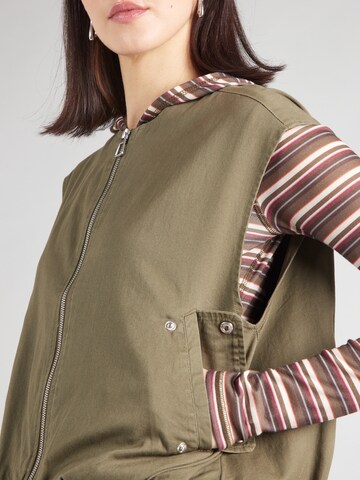ONLY - Chaleco 'ONLStine' en verde