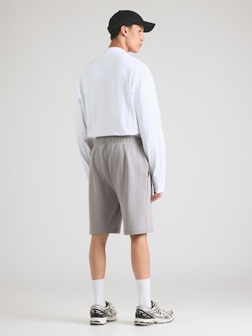 Pepe Jeans Normální Kalhoty – šedá