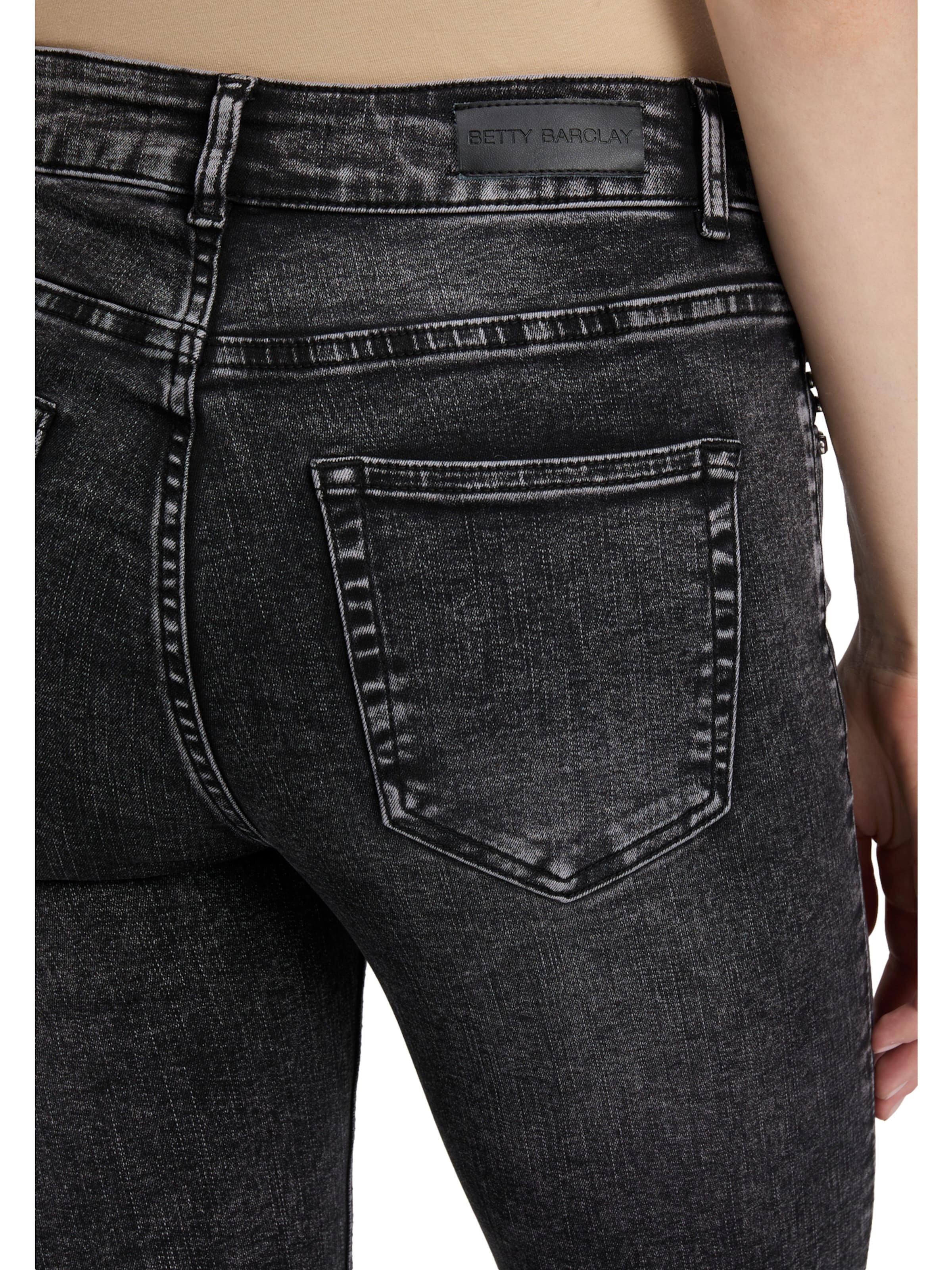 Betty Barclay Slim fit Jeans in Black