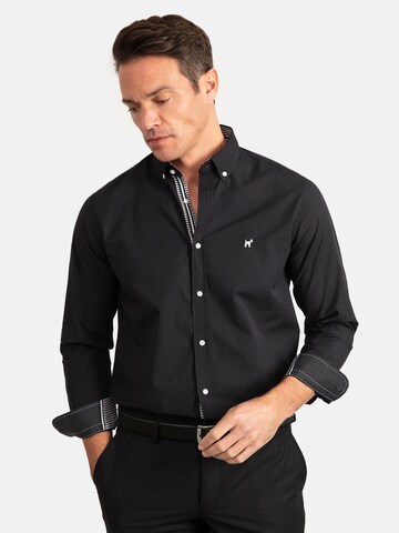 Williot Regular fit Button Up Shirt in Black: front