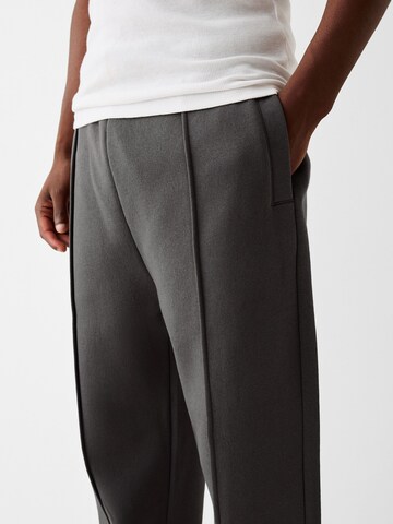 Bershka Loosefit Hose in Grau