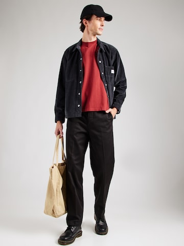 LEVI'S ® Средняя посадка Футболка в Красный