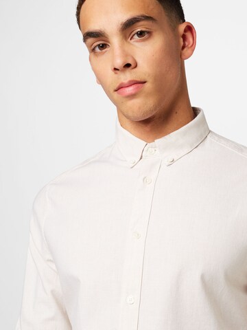 BURTON MENSWEAR LONDON Regular fit Button Up Shirt in Beige