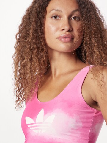 ADIDAS ORIGINALS Topp 'Colour Fade' i rosa