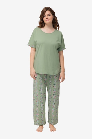 Ulla Popken - Pijama em verde: frente