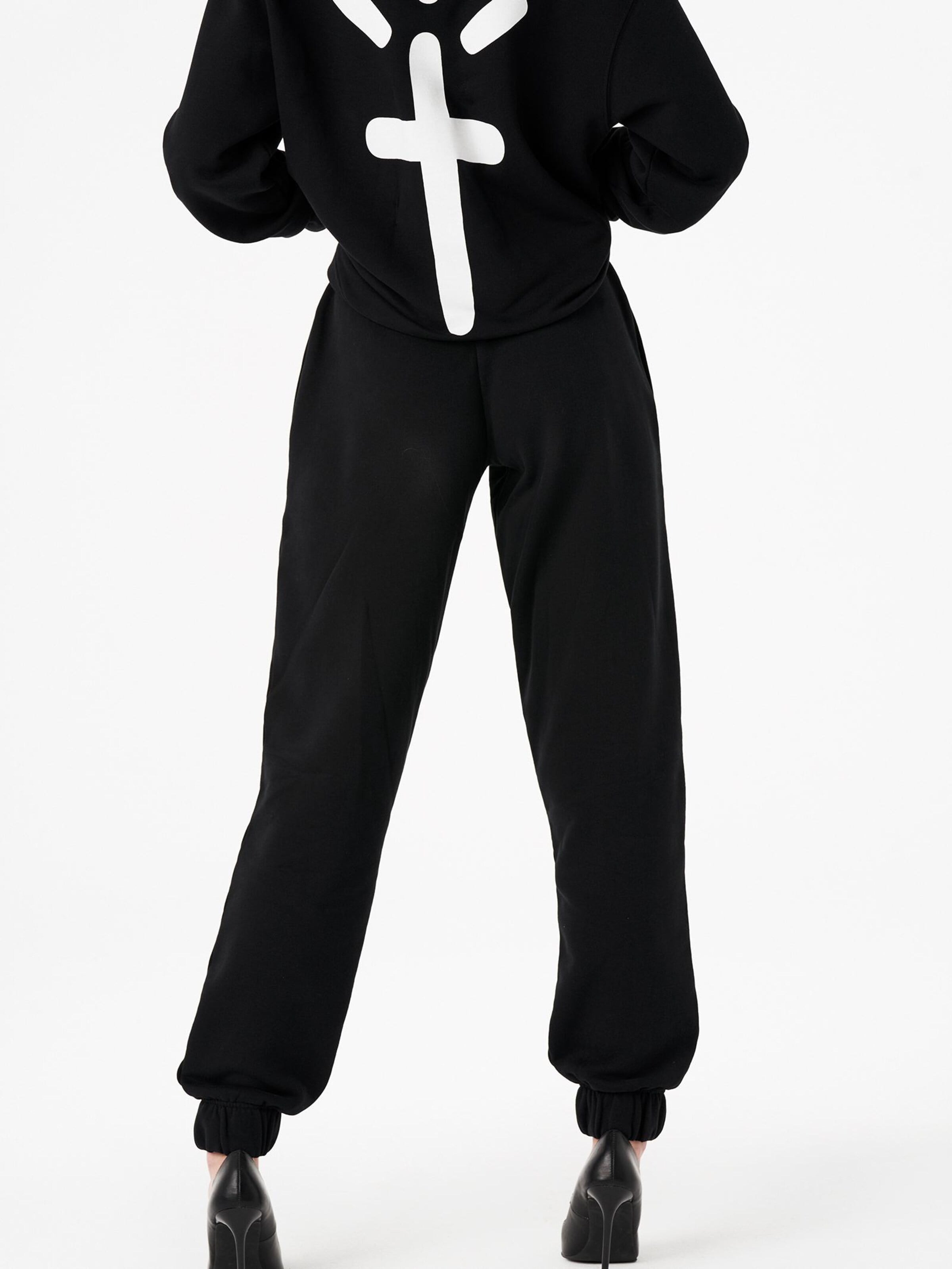 Carnalita - Loosefit Pantalón 'Pantalón de chándal con logo bordado' en negro