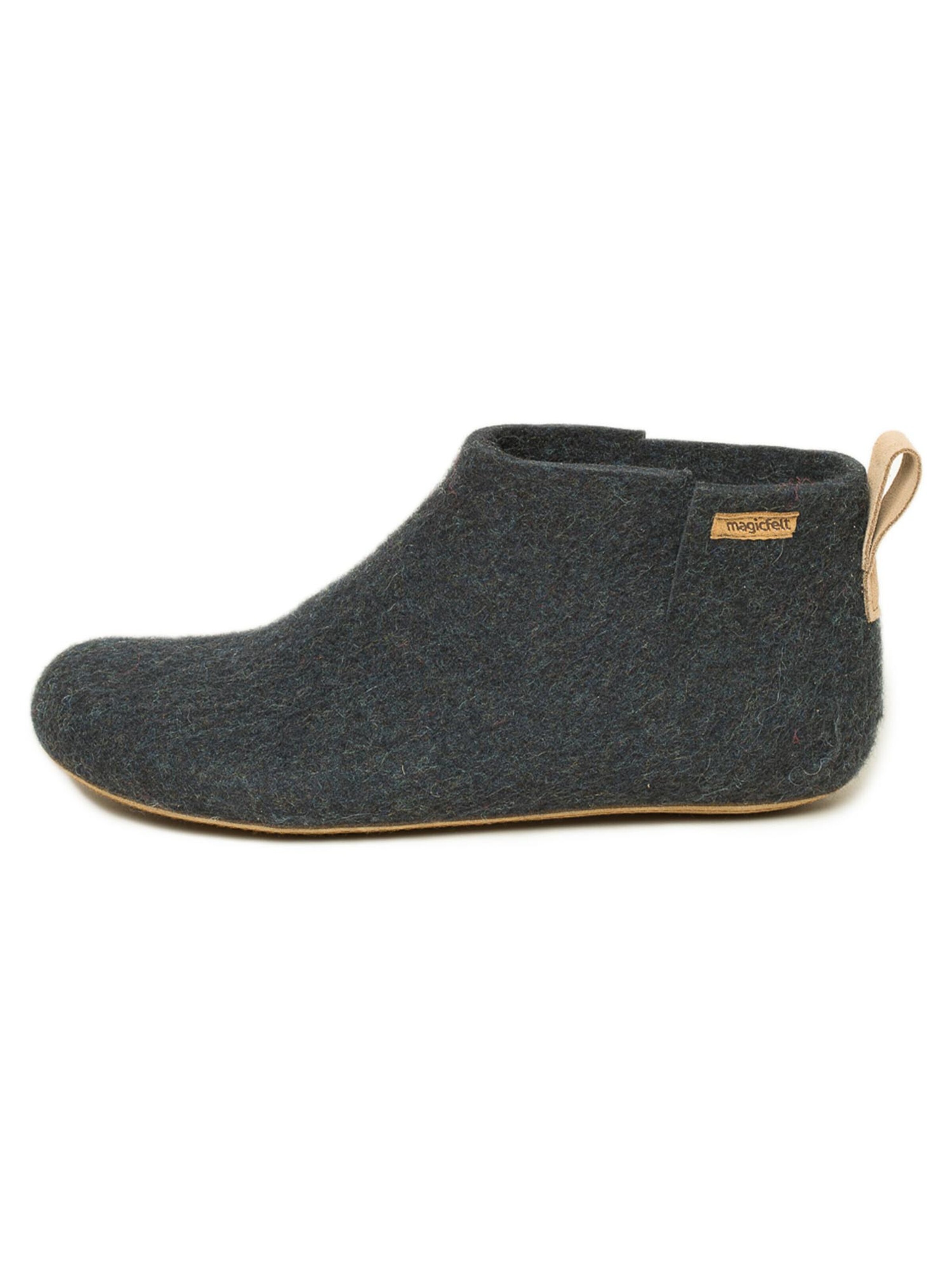 MagicFelt Instappers 'Feltboot' in Zwart: voorkant