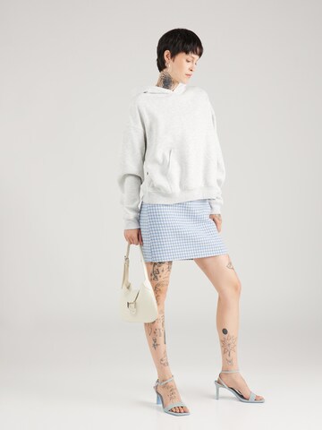 Felpa di Gina Tricot in grigio