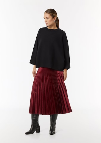COMMA Cape in Schwarz