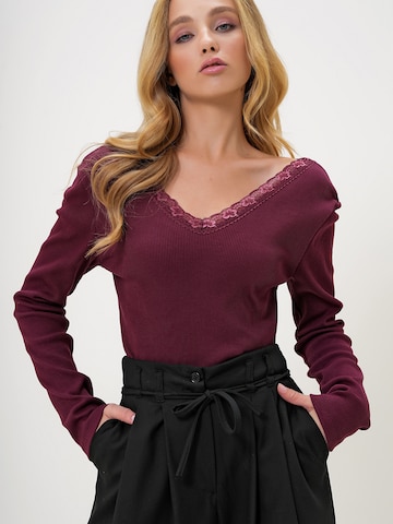 Maglietta di Trend Alaçatı Stili in lilla: frontale