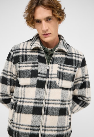 MUSTANG Between-Season Jacket 'Philo' in Beige