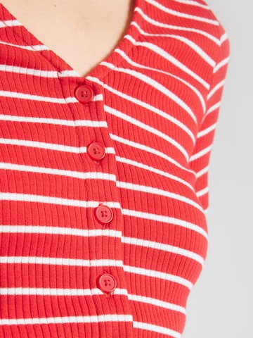 LEVI'S ® 'Muse Tee' in Rot