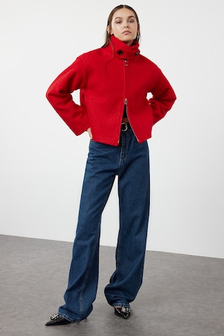 Trendyol Jacke in Rot: Vorderseite