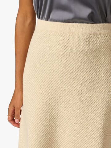 Adrianna Papell Rock in Beige