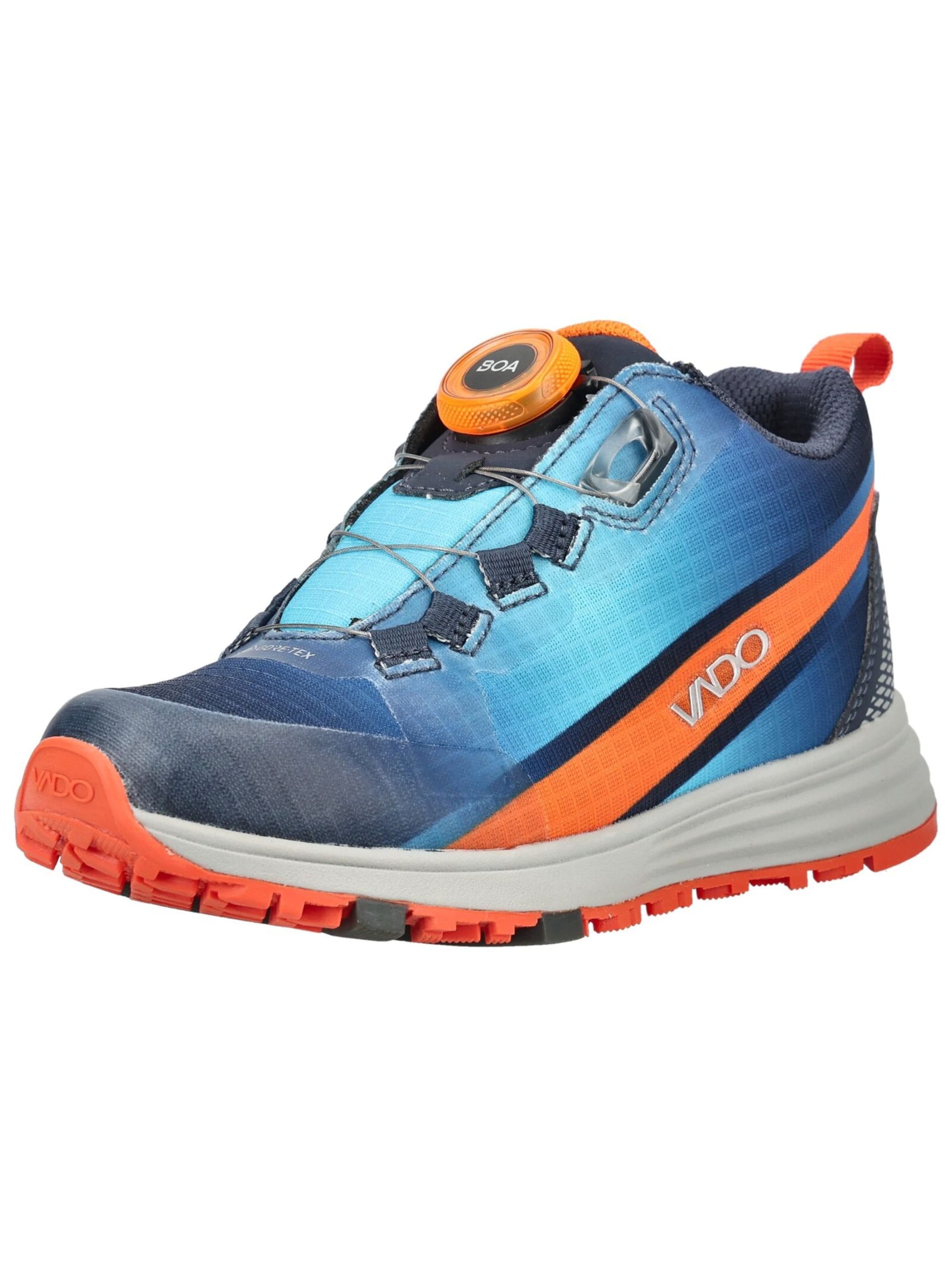 Vado Sneakers in Blue: front