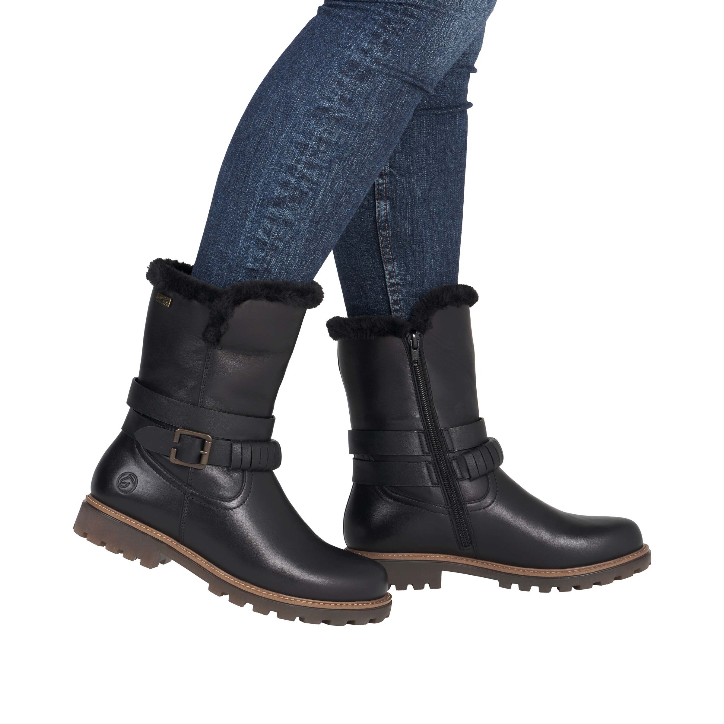 REMONTE Boots 'D3C72' in Black: front