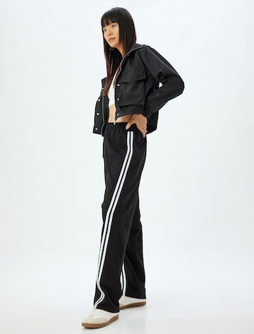 Koton Wide leg Broek in Zwart