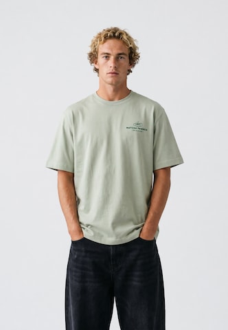 On Vacation Shirt 'Matcha Friends' in Green