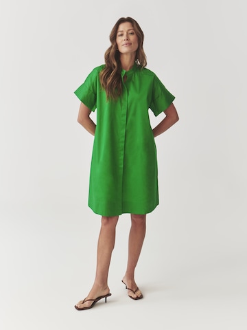 Rochie tip bluză 'ALIATI' de la TATUUM pe verde
