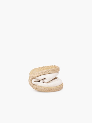 Scarpa bassa di Pisamonas in bianco